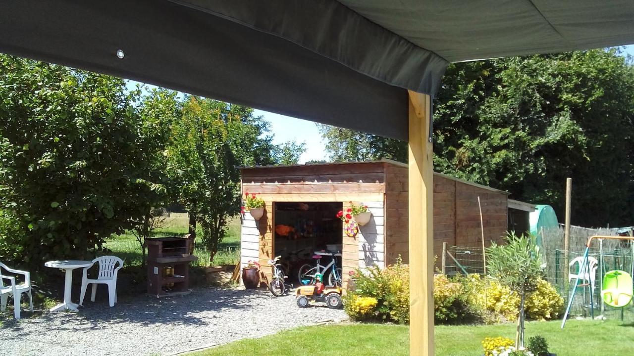 10km De Granville, Holiday home *